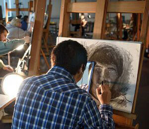 Art student in drawing class